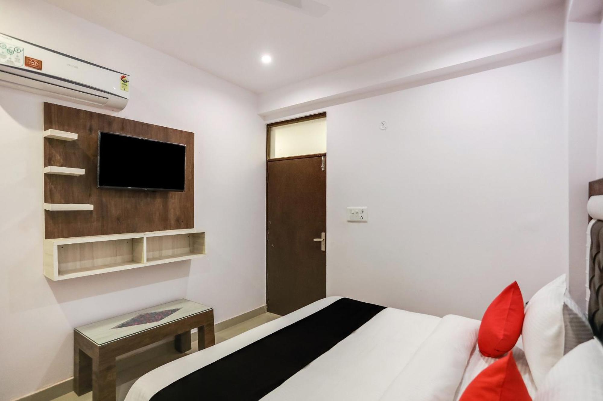 Hotel O Golden Stone Ghaziabad Extérieur photo