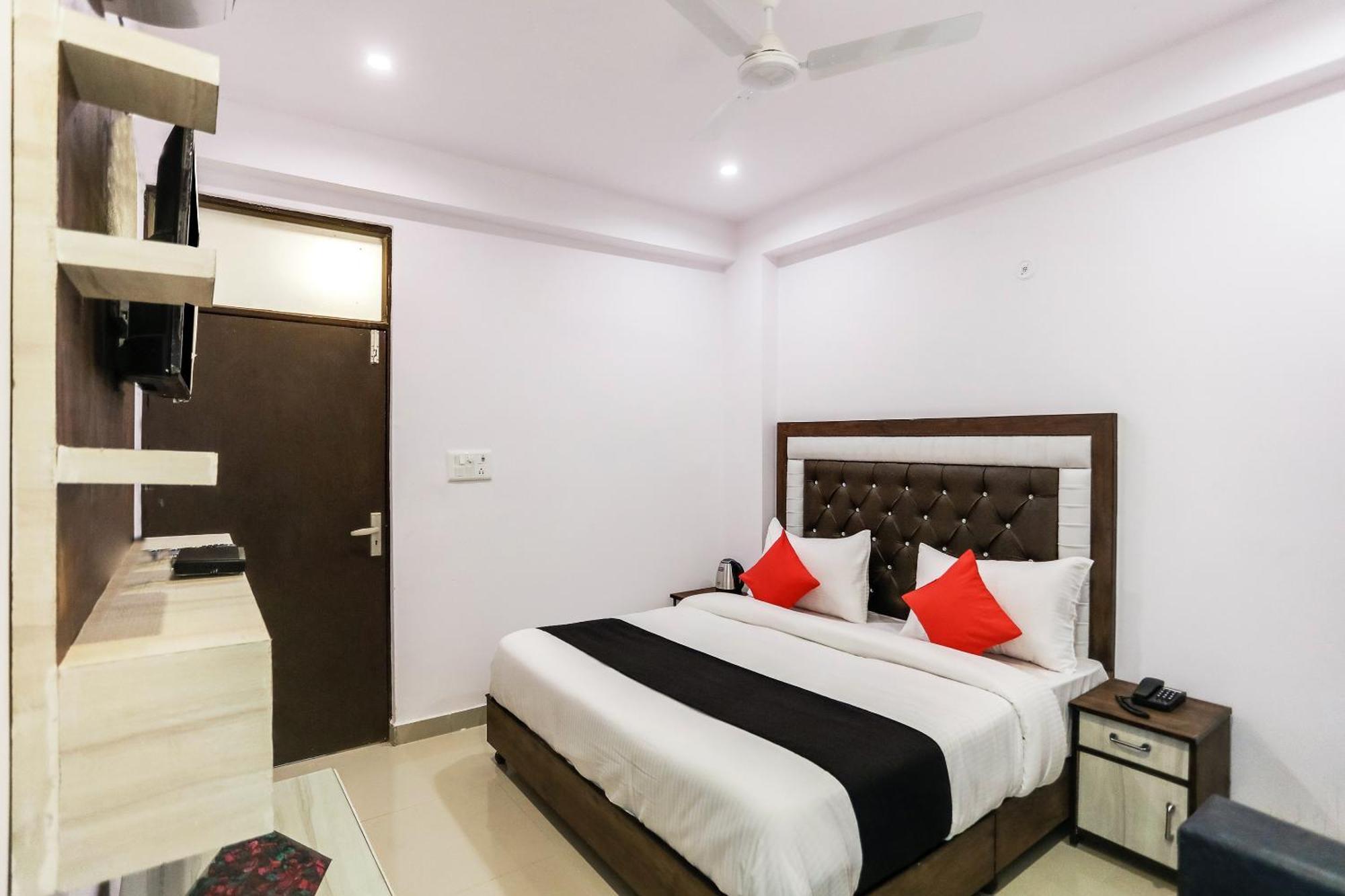 Hotel O Golden Stone Ghaziabad Extérieur photo