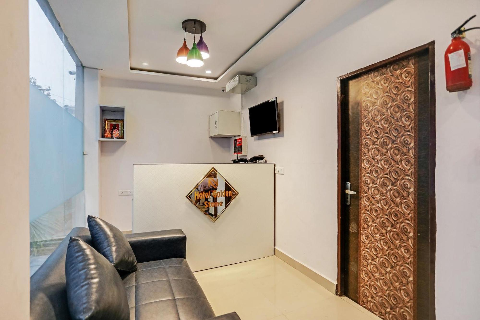 Hotel O Golden Stone Ghaziabad Extérieur photo