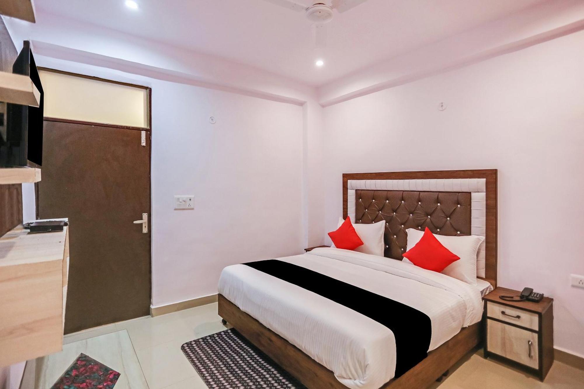 Hotel O Golden Stone Ghaziabad Extérieur photo